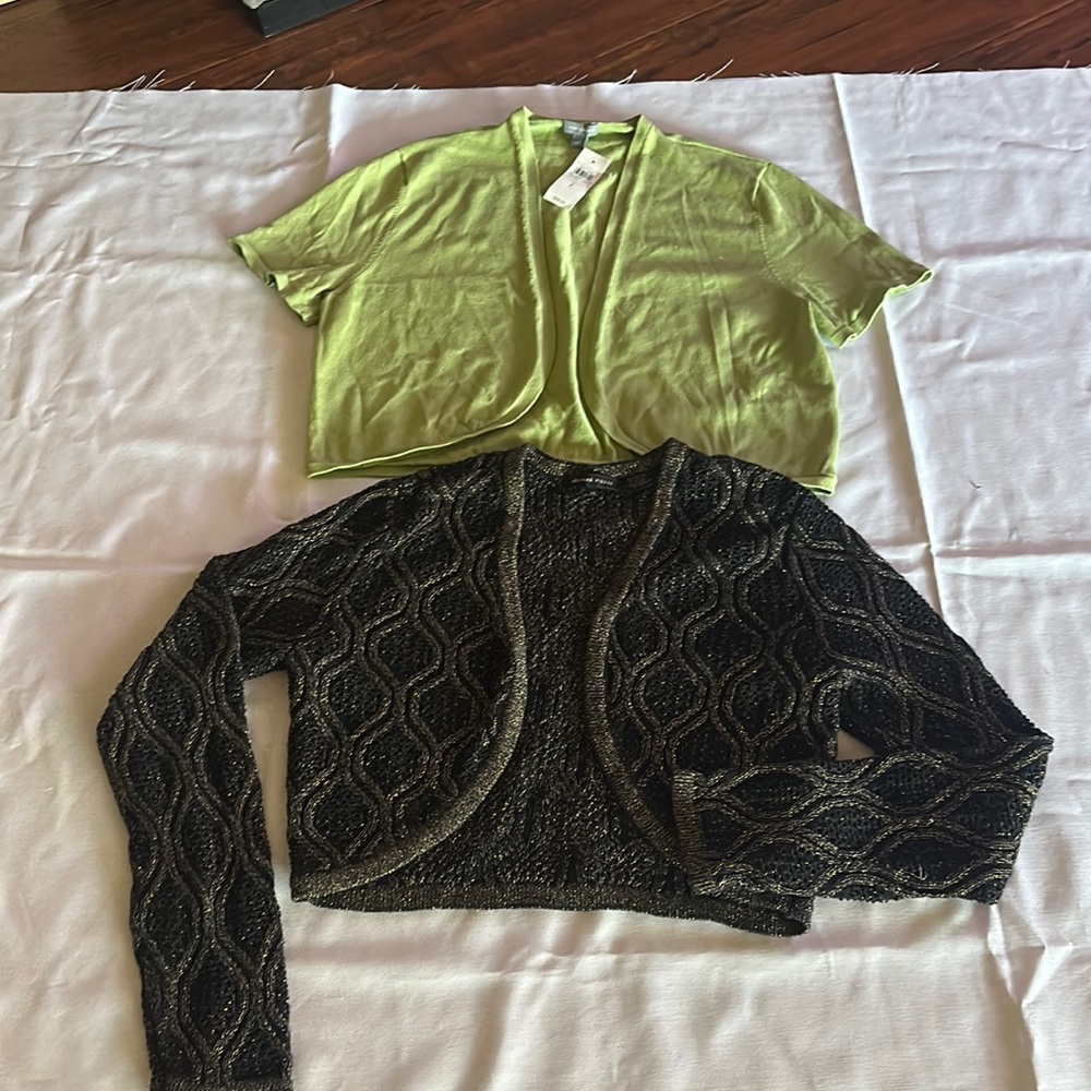 Cardigan bundle , size M-L , great brand and quality, INTACT